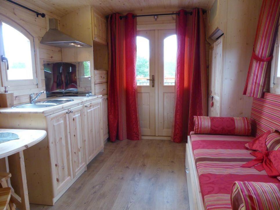 La Roulotte De Bourgogne Villa Brianny Ngoại thất bức ảnh